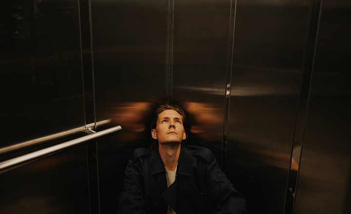 علائم اختلال مسخ شخصیت