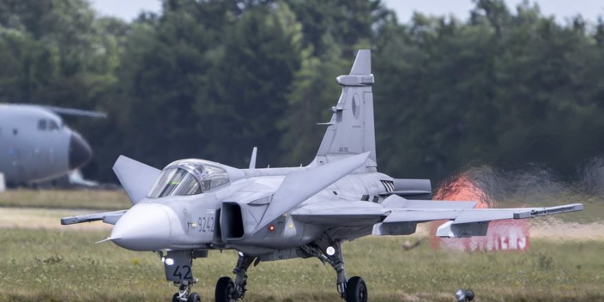 قابلیت های جالب جنگنده گریپن سوئد