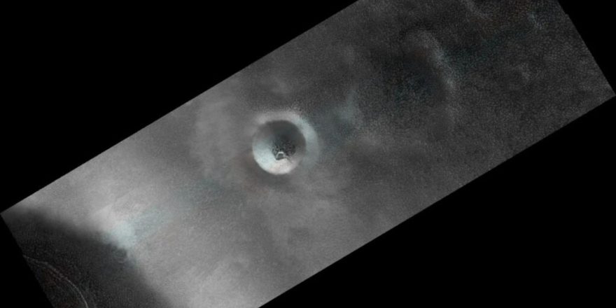 ناسا تصویر شکل‌هایی شبیه به عنکبوت را از سطح مریخ به نمایش گذاشت