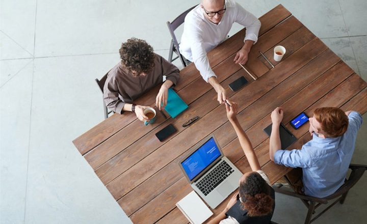 همکاری کارکنان در محیط کار