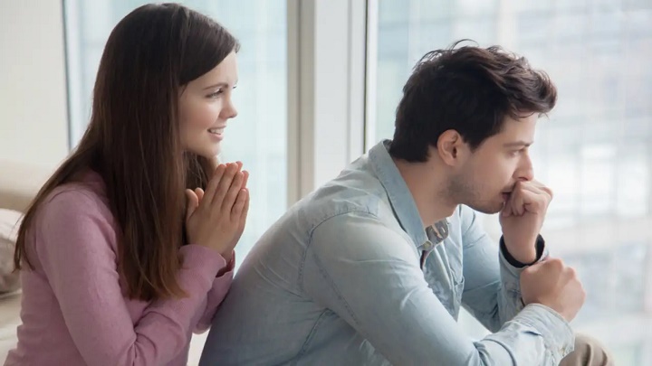 عذرخواهی کردن برای آرام کردن فرد خشمگین