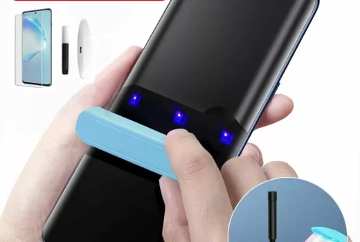 از محافظ نمایشگر Liquid UV استفاده نکند