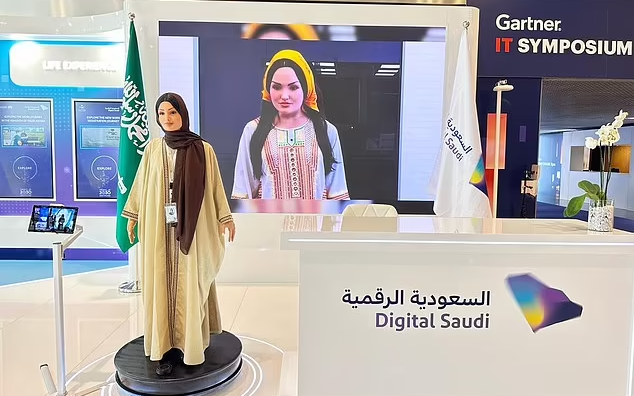 ربات انسان ‌نمای زن عربستان که درباره رابطه جنسی و سیاست صحبت نمی کند