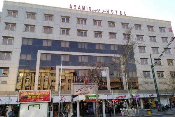 آشنایی با محبوب ترین هتل های نزدیک میدان ولیعصر تهران_سیاه پوش 4 هتل کوثر؛ هتل نزدیک میدان ولیعصر