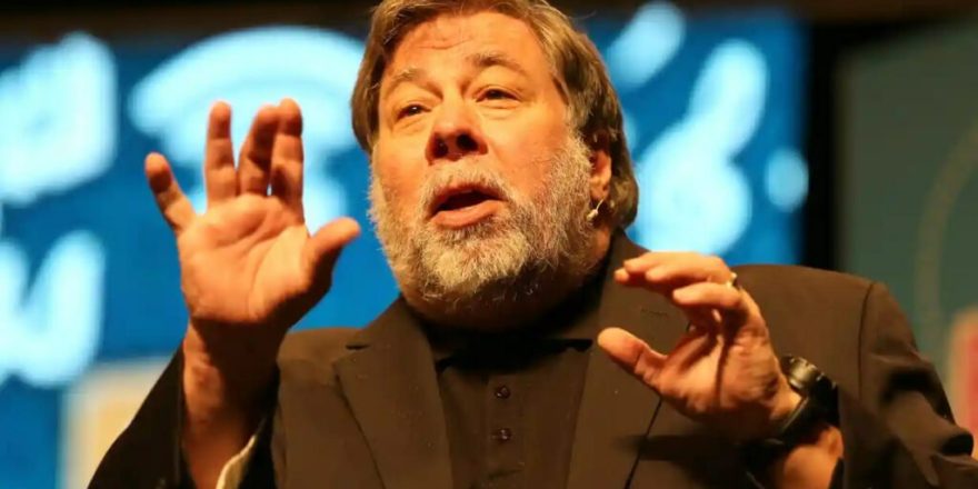 استیو وزنیاک در هنگام مرگ به ارزش بازار اپل فکر نخواهد کرد