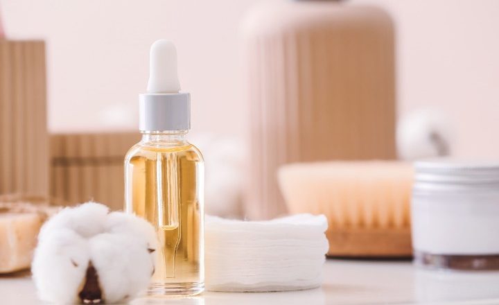 محصول مراقبت پوستی حاوی روغن تخم کتان