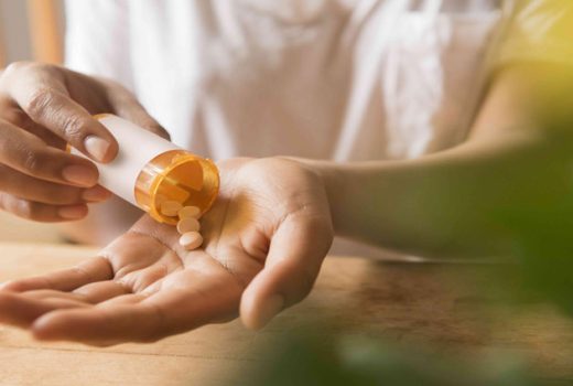 سندرم درس بیماری ترانه علیدوستی نوعی حساسیت شدید به برخی انواع داروست