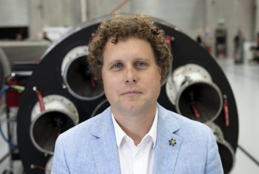 پیتر بک مدیرعامل Rocket Lab