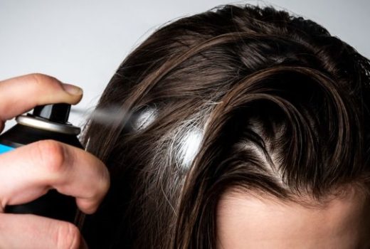 نحوه استفاده و کاربرد شامپو خشک چیست؟