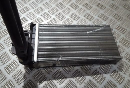 نشت آب رادیاتور بخاری
