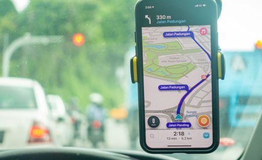 قابلیت گزارش‌های ترافیکی زنده از ویز به گوگل مپس می‌آید