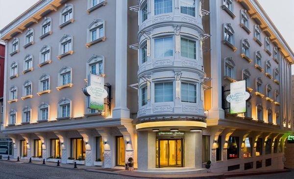 1737915184 723 در کدام مناطق استانبول، بهتر است هتل نگیرید؟ سیاه پوش