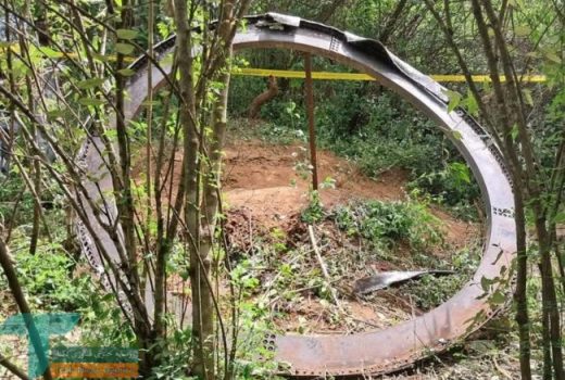 سقوط حلقه فلزی غول‌پیکر در روستای موکوکو کنیا