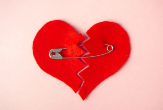 با احساسات منفی و غم روز ولنتاین چه کنیم؟ + ۷ پیشنهاد برای غم و ناراحتی ولنتاین