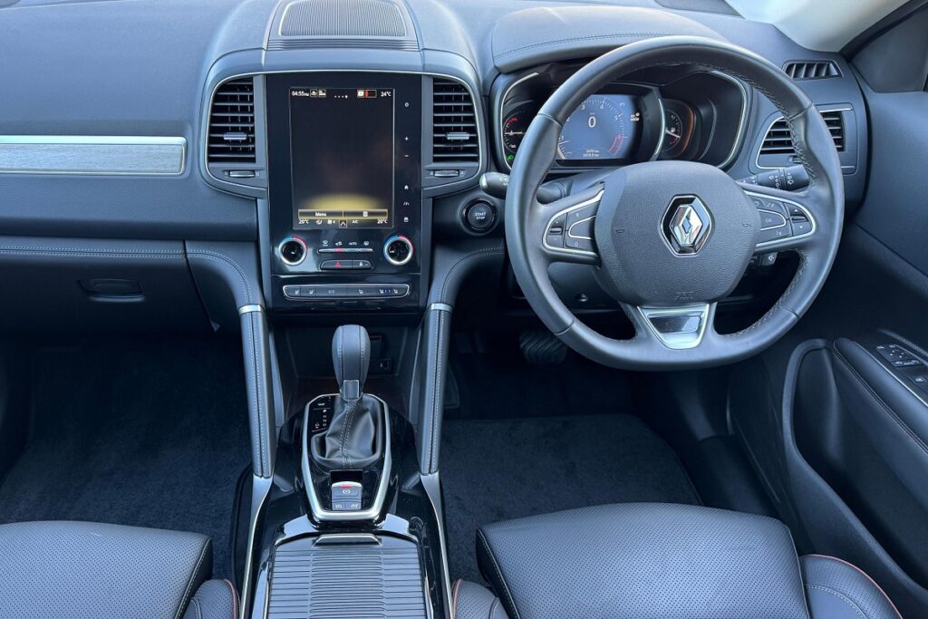 قیمت رنو کولئوس طی یک دهه در استرالیا ثابت ماند، تفاوت بازار باز و بسته!_سیاه پوش 4 Renault Koleos prices remain unchanged in Australia for a decade