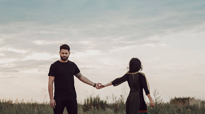 رابطه با مرد آلفا: آیا با یک مرد آلفا رابطه دارید؟ + ویژگیها مرد آلفا در رابطه_سیاه پوش 40 مزیت های جدایی موقت در رابطه