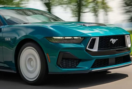 فورد موستانگ FX، شما را به حال و هوای دهه ۱۹۸۰ میلادی می‌برد