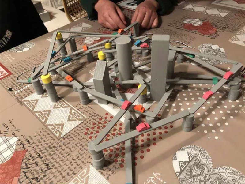 ۹ بازی فکری برای پسران ۱۲ ساله_سیاه پوش 26 بازی فکری بزرگراه highway