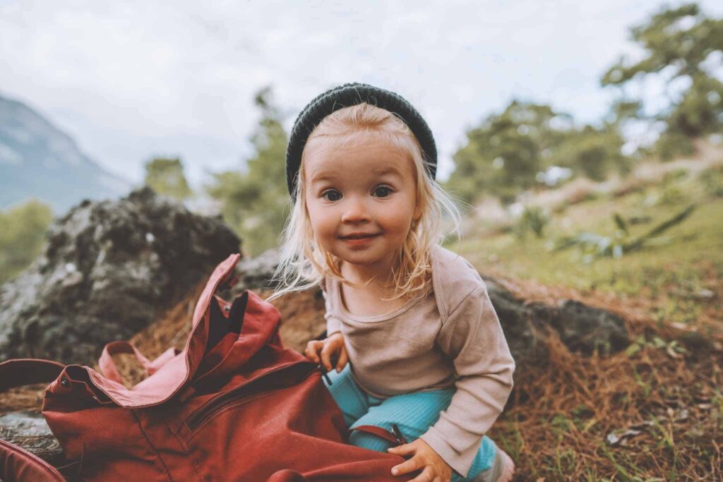 راهنمای پرورش کودک ۲ ساله؛ همه چیزهایی که باید بدانید!_سیاه پوش 36 1755685509 455 راهنمای پرورش کودک ۲ ساله؛ همه چیزهایی که باید بدانید سیاه