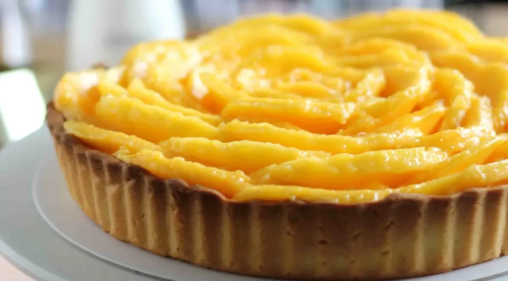 نحوه تهیه دسر انبه؛ ۱۳ دسر با انبه که باید حتما بخورید_سیاه پوش 32 1756841781 450 نحوه تهیه دسر انبه؛ ۱۳ دسر با انبه که باید.webp