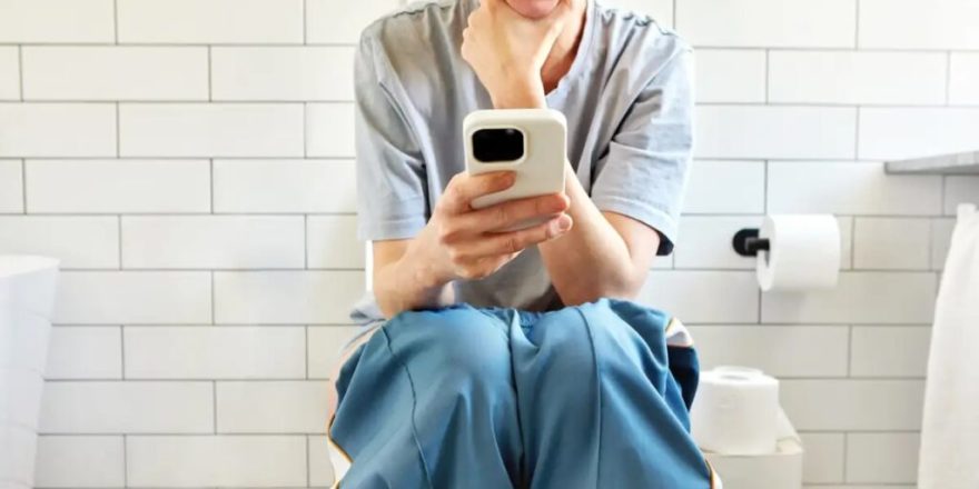 رابطه موبایل و بواسیر