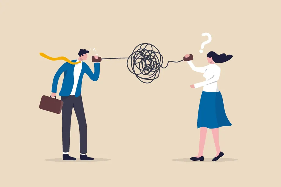 1758300483 391 فرق انتقاد با اعتراض دو مسیر برای گفتن مخالفت سیاه پوش.webp