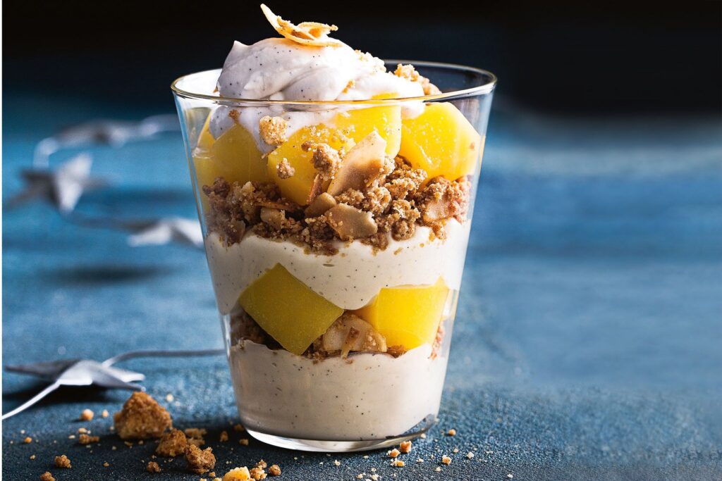 نحوه تهیه دسر انبه؛ ۱۳ دسر با انبه که باید حتما بخورید_سیاه پوش 34 نحوه تهیه دسر انبه؛ ۱۳ دسر با انبه که باید