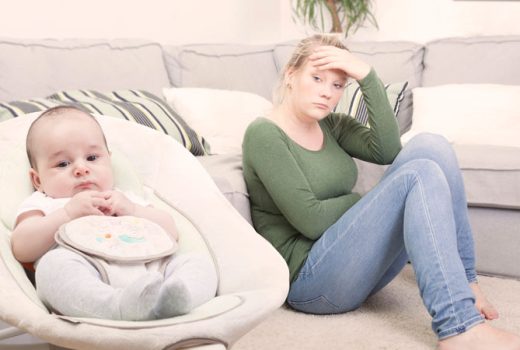 مشکلات خواب، تغییر اشتها، خستگی بیش از حد از علائم افسردگی پس از زایمان است - افسردگی پس از زایمان