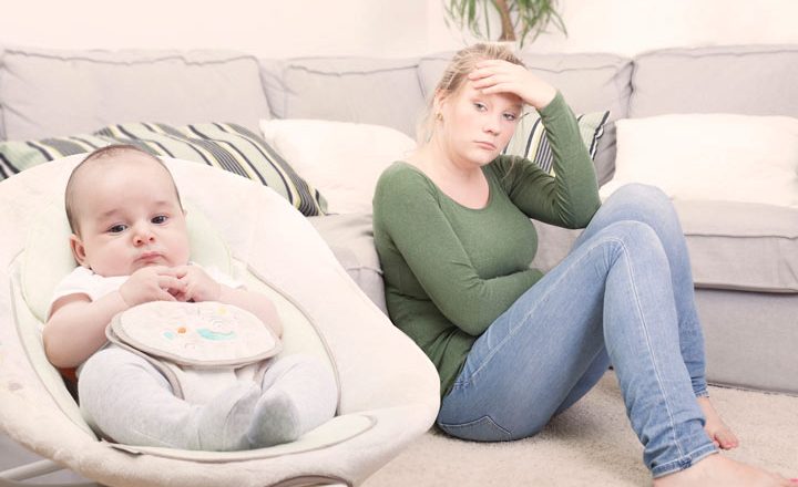 مشکلات خواب، تغییر اشتها، خستگی بیش از حد از علائم افسردگی پس از زایمان است - افسردگی پس از زایمان