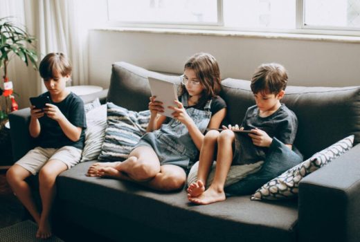 مرزبندی دیجیتال با خانواده و دوستان