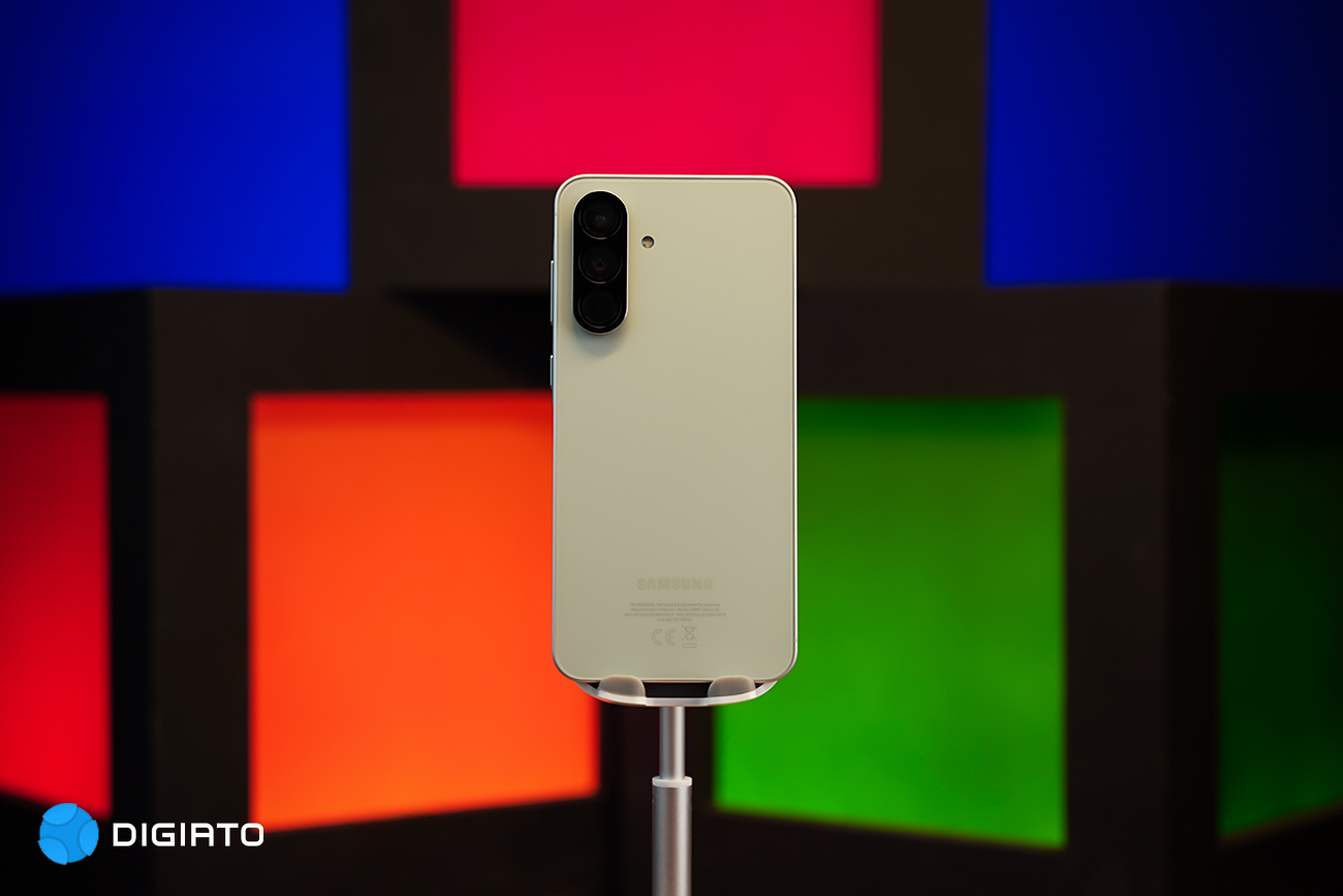 1761330954 940 بهترین گوشی های سامسونگ در رنج‌های قیمتی گوناگون آبان ۱۴۰۴ سیاه